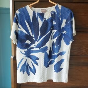 Chico's Blue White Floral Short Sleeve Top